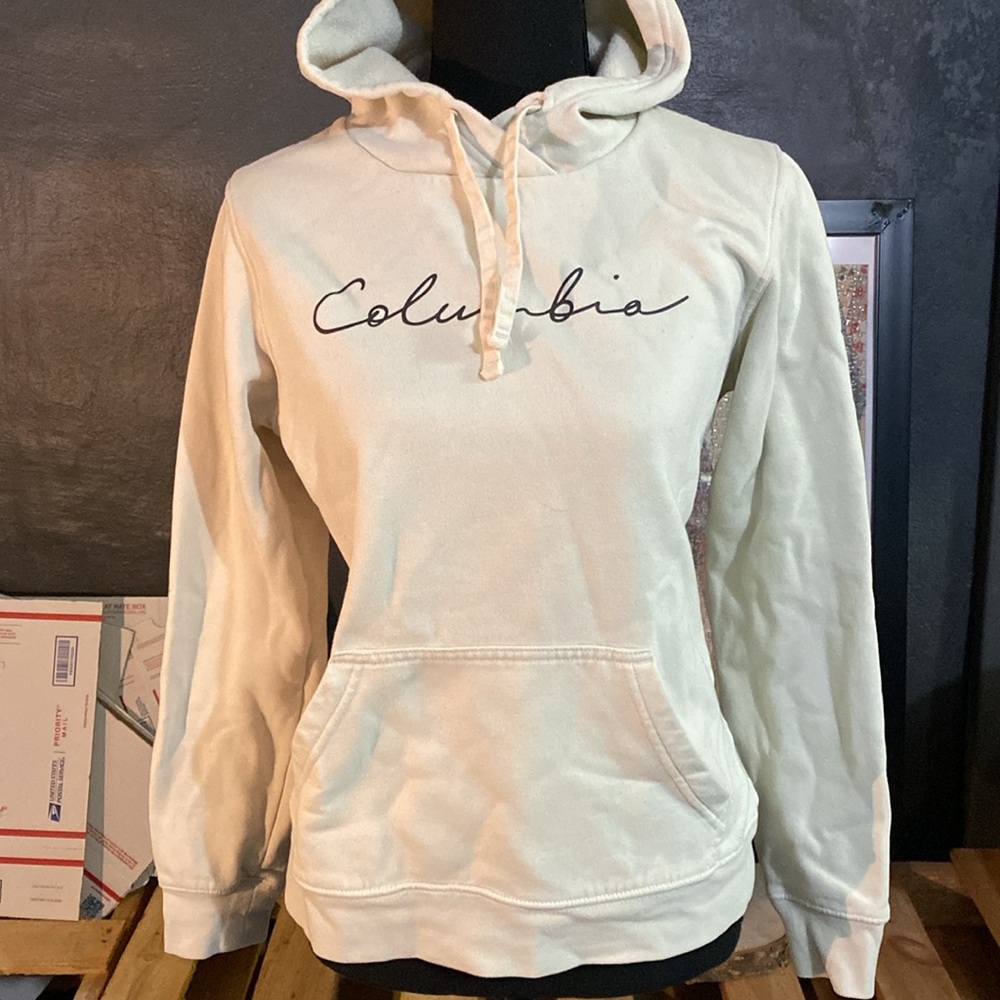 Columbia Sweatshirt